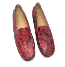 Load image into Gallery viewer, Snake leather loafer
