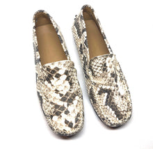 Load image into Gallery viewer, Snake leather loafer
