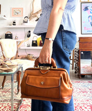 Load image into Gallery viewer, Doctor Bag
